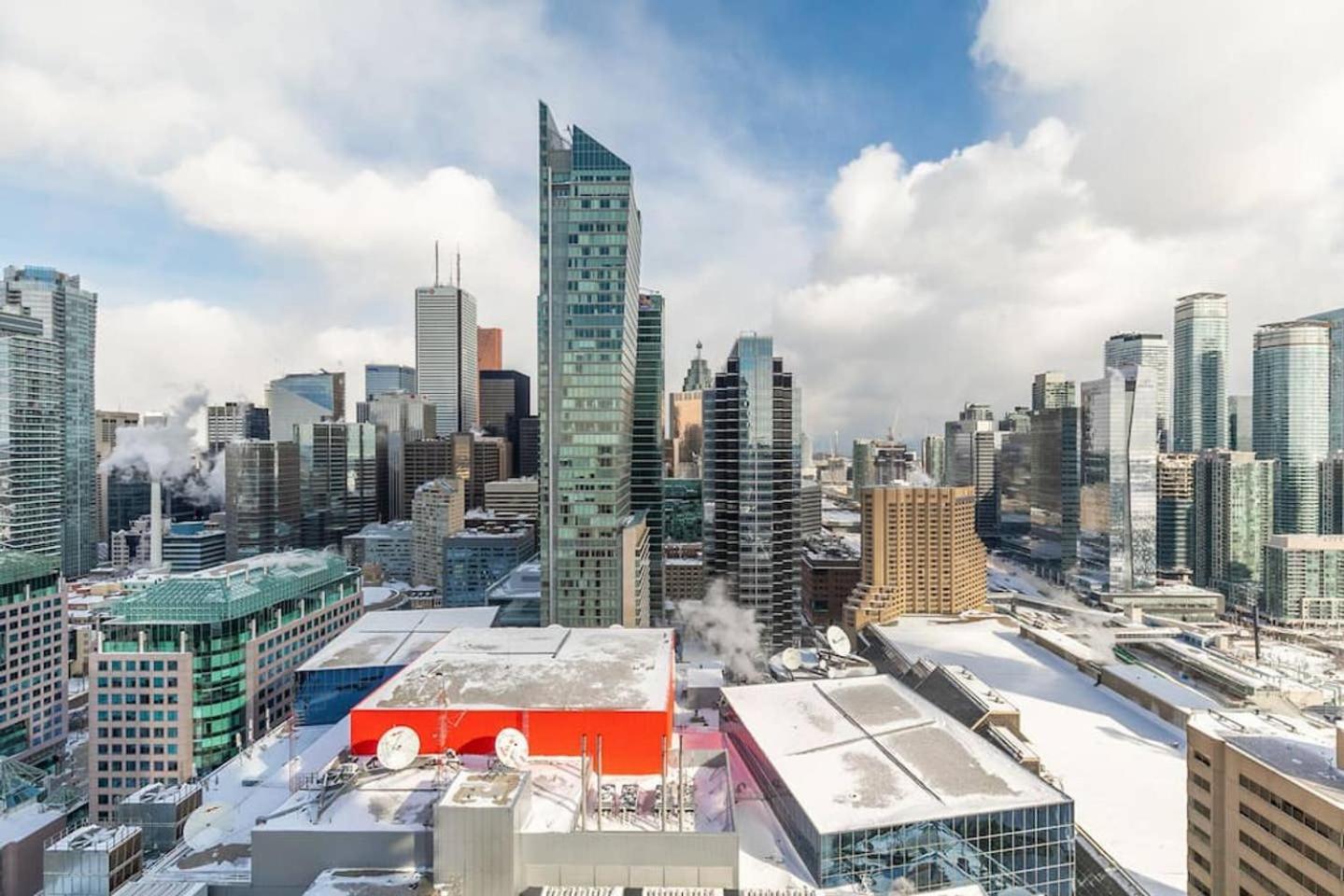 Luxury 1Br Condo - King Bed With City Views Toronto Extérieur photo