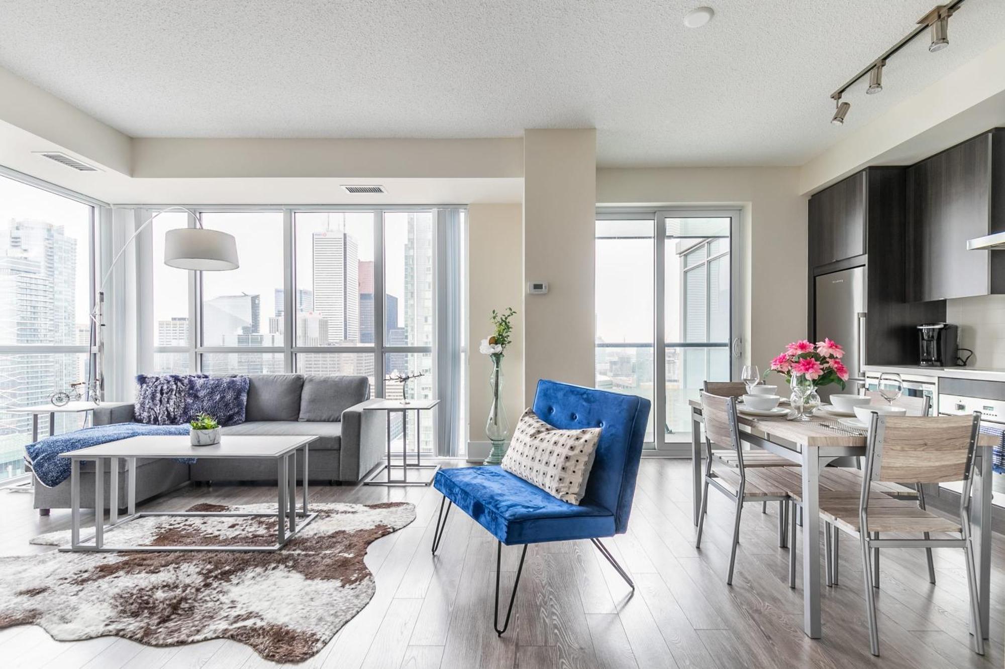 Luxury 1Br Condo - King Bed With City Views Toronto Extérieur photo